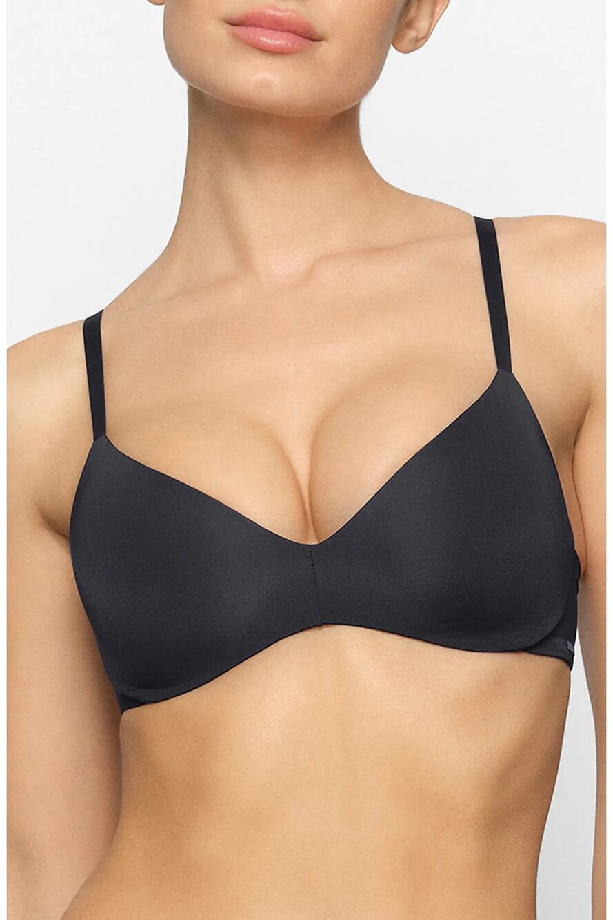 New SKIMS Wireless Form Push Up Plunge Bra Size 334D Onyx Black
